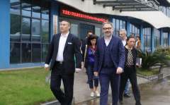 熱烈歡迎意大利圭迪佐洛市市長一行蒞臨我司參觀！